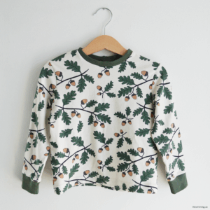 Läs mer om artikeln Sydd tröja i ekollontyg – Ottobre